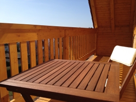 Der Balkon in Südlage läd zum Entspannen an frischer Luft oder ungestörten Sonnenbädern ein